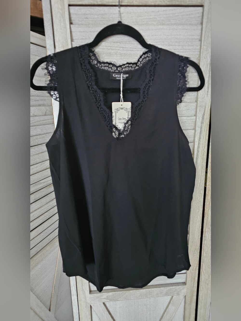 NWT Coeur de Vague Lace-Trim Sleeveless Top